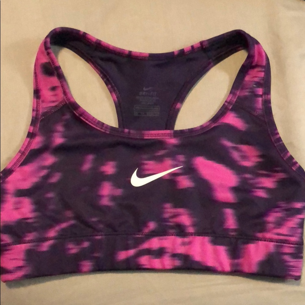 Nike sports bra